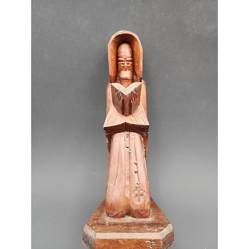Hand Carved Wooden Kneeling Monk 9.75 Inches Tall Priest Rosary Bible Folk Art